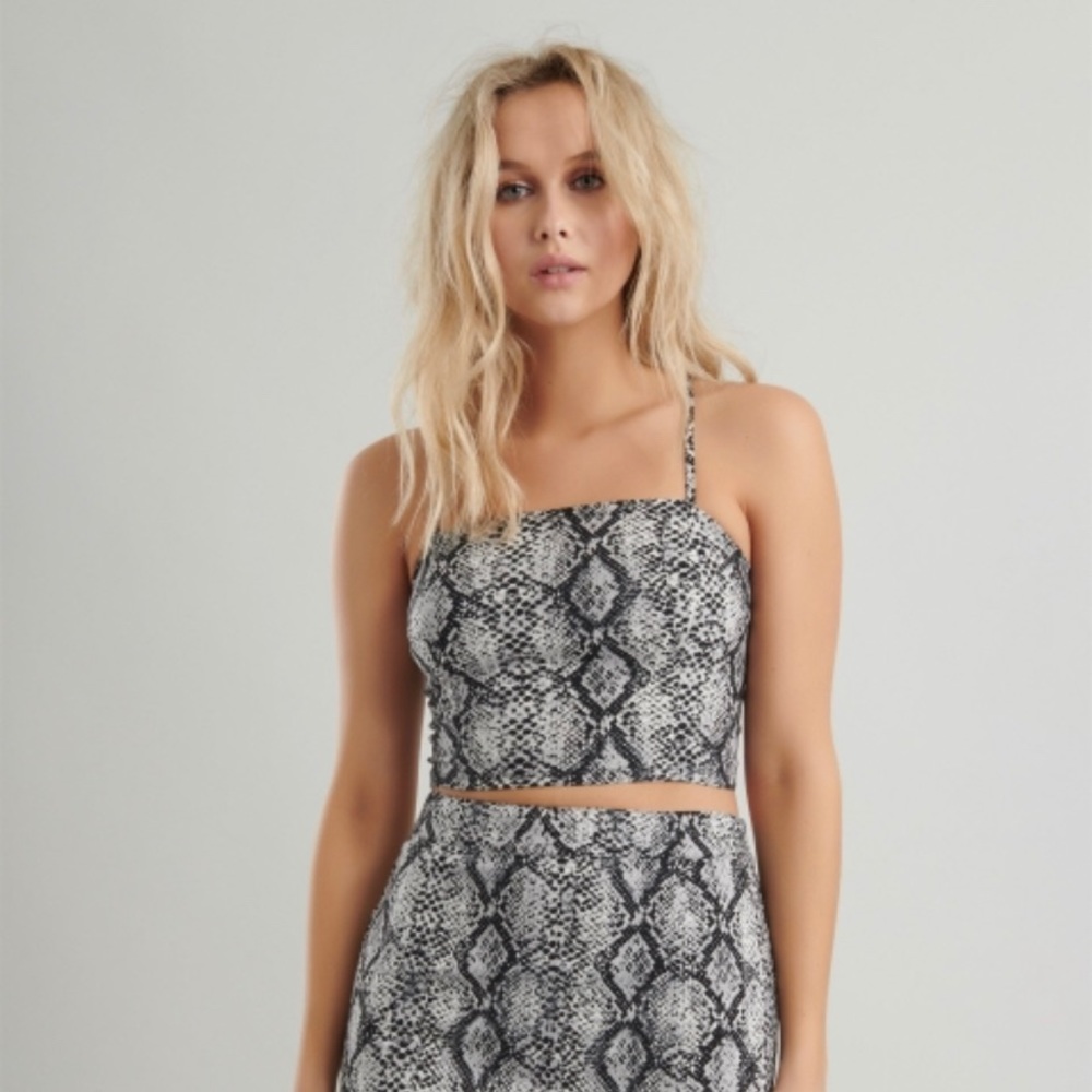 Snake skin strapped crop top BRAND NEW - Picture 3 of 5